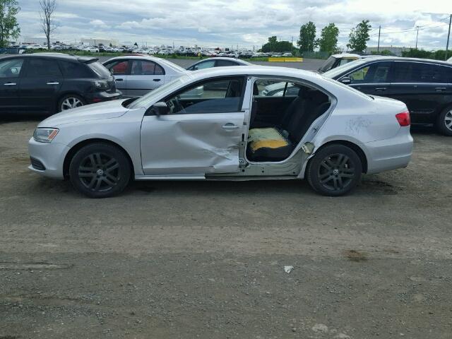 3VW2K7AJ7CM319123 - 2012 VOLKSWAGEN JETTA BASE 银色 照片 9