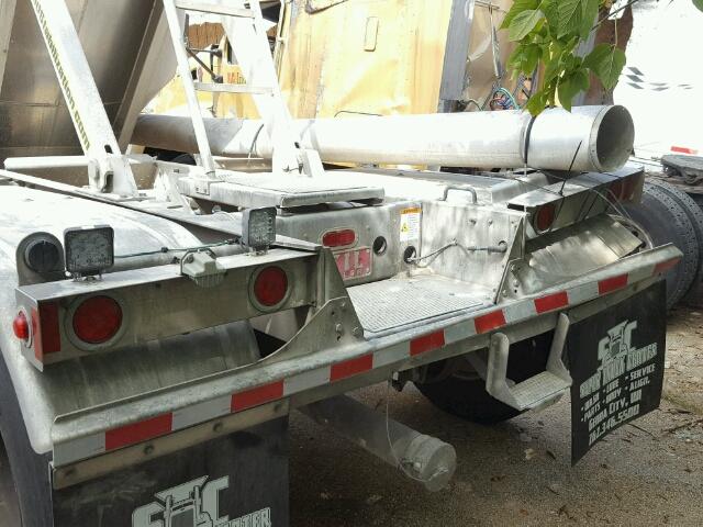 5HTSN4227F7T93944 - 2015 UTILITY TRAILER SILVER photo 8