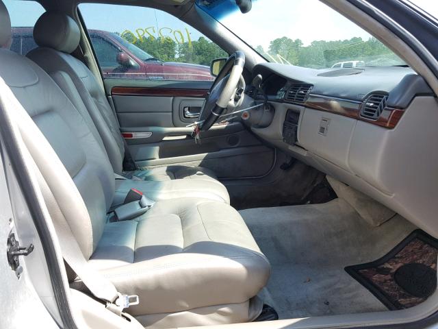 1G6KD54Y0XU802337 - 1999 CADILLAC DEVILLE GRAY photo 5