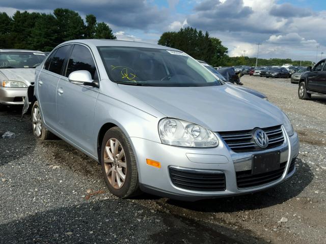 3VWRZ7AJ5AM023749 - 2010 VOLKSWAGEN JETTA SE SILVER photo 1