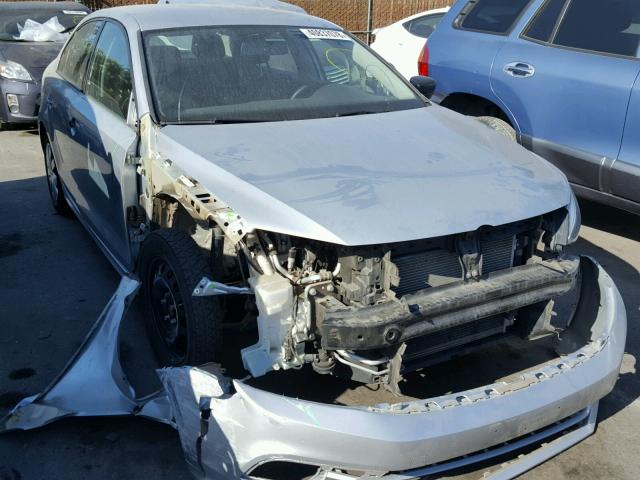 3VW2K7AJ6FM408962 - 2015 VOLKSWAGEN JETTA BASE Արծաթագույն լուսանկար 1