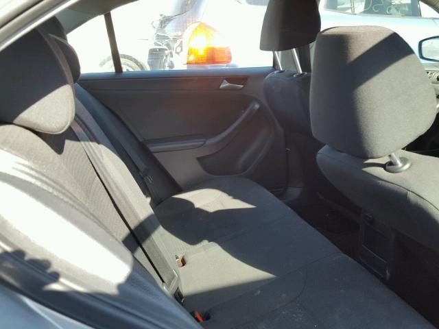 3VW2K7AJ6FM408962 - 2015 VOLKSWAGEN JETTA BASE Արծաթագույն լուսանկար 6