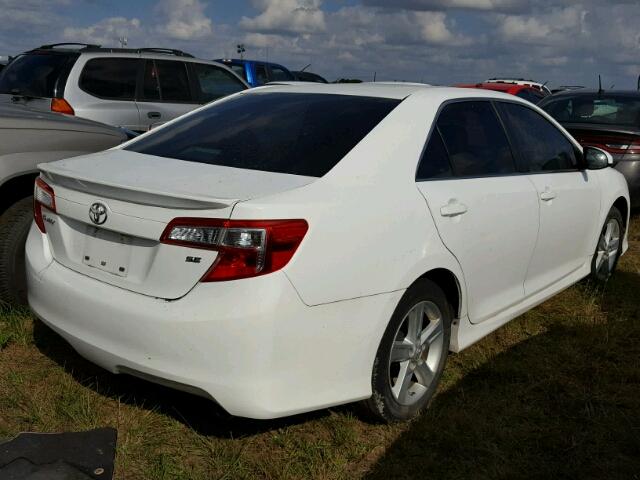 4T1BF1FK7DU237844 - 2013 TOYOTA CAMRY WHITE photo 4