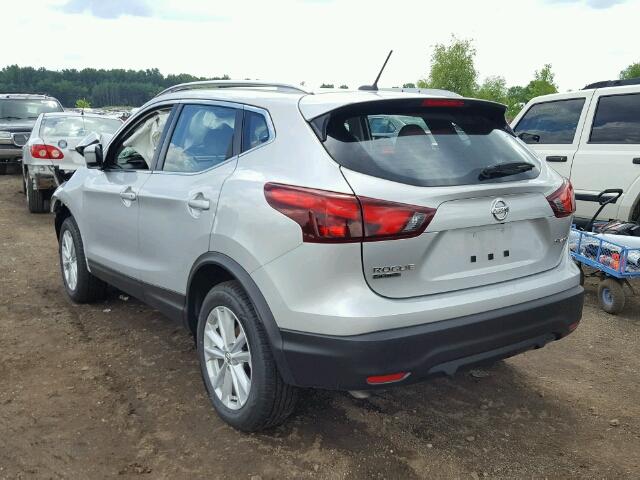 JN1BJ1CRXJW250188 - 2018 NISSAN ROGUE SPOR SILVER photo 3