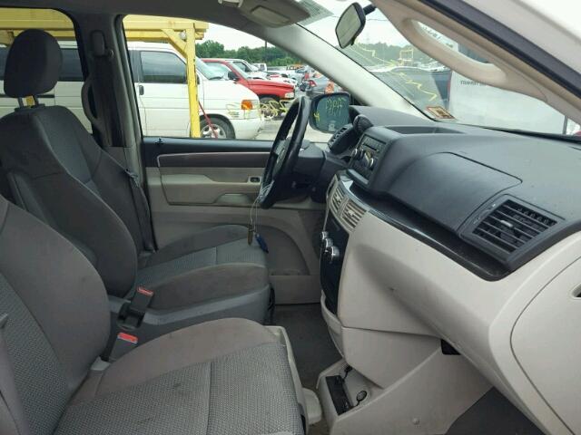 2V8HW44149R608073 - 2009 VOLKSWAGEN ROUTAN S თეთრი ფოტო 5