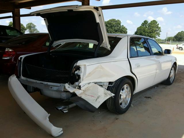 1G6KD54YX3U105283 - 2003 CADILLAC DEVILLE WHITE photo 4