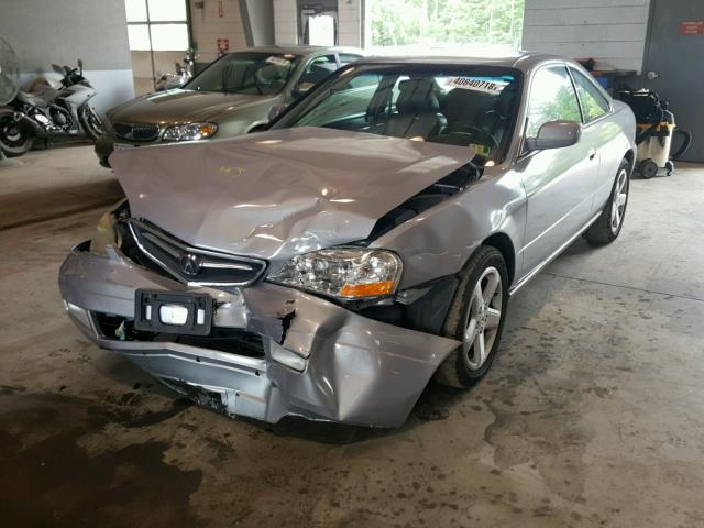 19UYA42792A004337 - 2002 ACURA 3.2CL TYPE SILVER photo 2