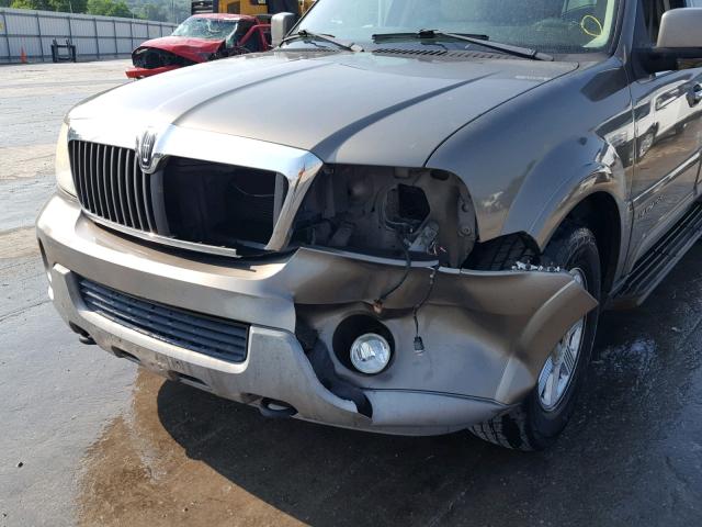 5LMFU27R73LJ09954 - 2003 LINCOLN NAVIGATOR ყავისფერი ფოტო 9