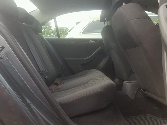 3VW2K7AJ5BM390240 - 2011 VOLKSWAGEN JETTA BASE 灰色 照片 6