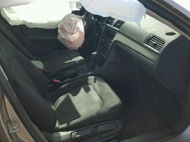 1VWAT7A30FC063326 - 2015 VOLKSWAGEN PASSAT S ყავისფერი ფოტო 5