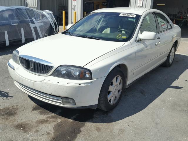 1LNHM86S65Y642760 - 2005 LINCOLN LS WHITE photo 2