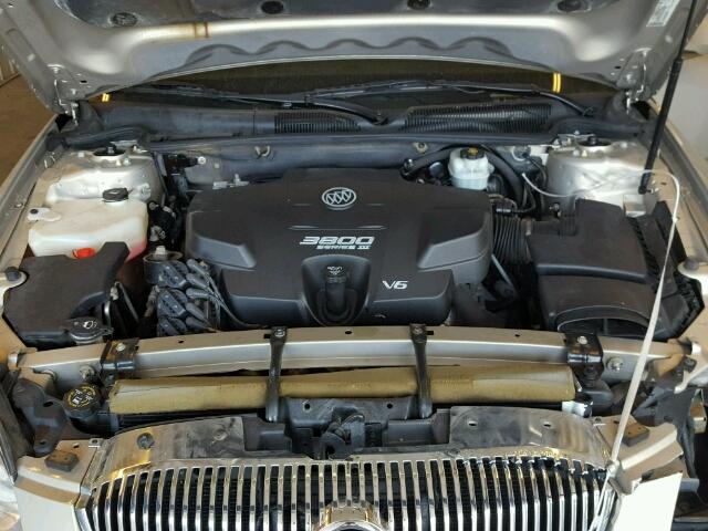 1G4HD57298U141886 - 2008 BUICK LUCERNE TAN photo 7