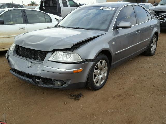 WVWRH63B53P395448 - 2003 VOLKSWAGEN PASSAT GLX CHARCOAL photo 2