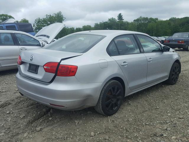 3VW2K7AJXBM389813 - 2011 VOLKSWAGEN JETTA BASE SILVER photo 4