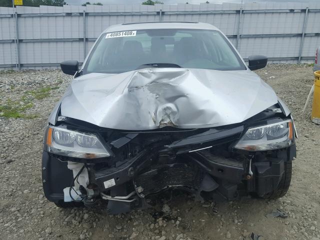 3VW2K7AJXBM389813 - 2011 VOLKSWAGEN JETTA BASE SILVER photo 9