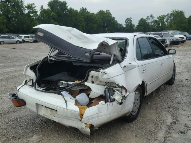 4T1SK11E6NU020316 - 1992 TOYOTA CAMRY DLX WHITE photo 4