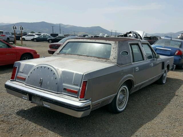 1MRBP99F7DY634393 - 1983 LINCOLN MARK VI GRAY photo 4