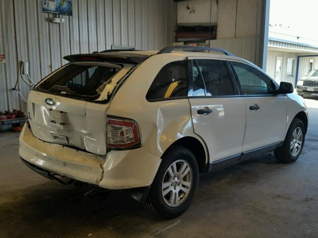 2FMDK3GC3ABA56877 - 2010 FORD EDGE SE WHITE photo 4