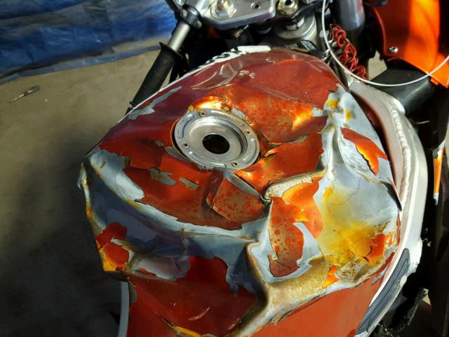 JS1GW71A662108241 - 2006 SUZUKI GSX1300 R ORANGE photo 9