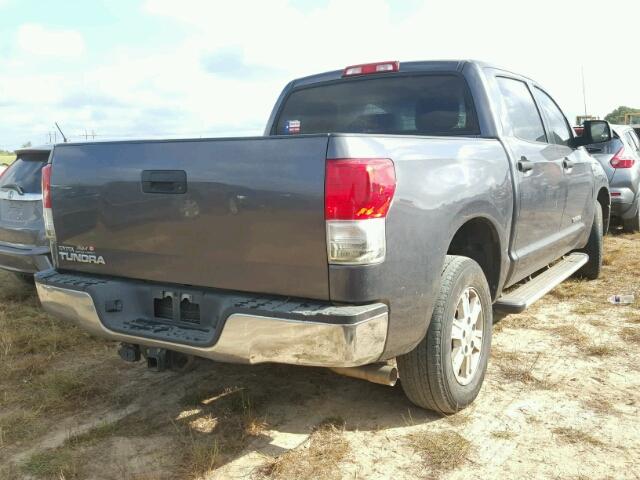 5TFEY5F18BX114317 - 2011 TOYOTA TUNDRA CRE GRAY photo 4