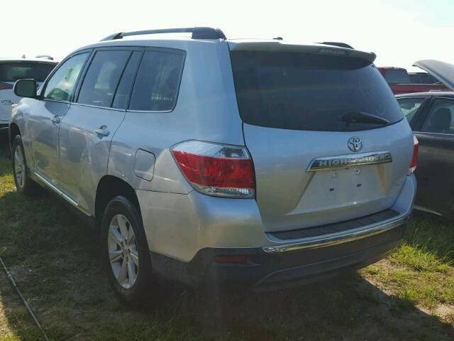 5TDBK3EH7CS147548 - 2012 TOYOTA HIGHLANDER SILVER photo 3