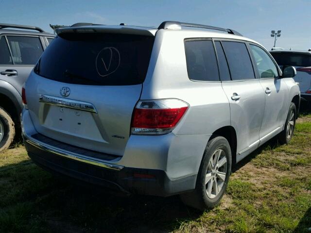 5TDBK3EH7CS147548 - 2012 TOYOTA HIGHLANDER SILVER photo 4