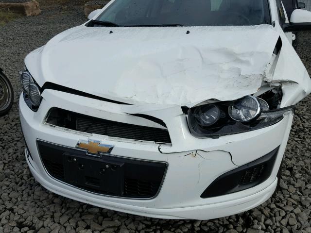 1G1JB6SG5G4130752 - 2016 CHEVROLET SONIC LS 白色 照片 9