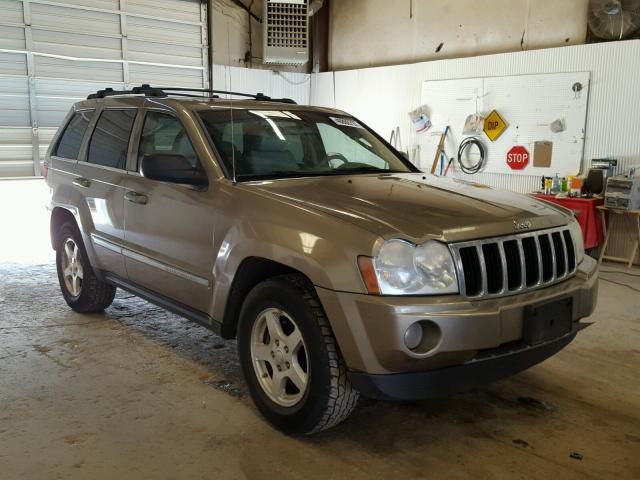 1J4HR58N76C163039 - 2006 JEEP GRAND CHER GOLD photo 1