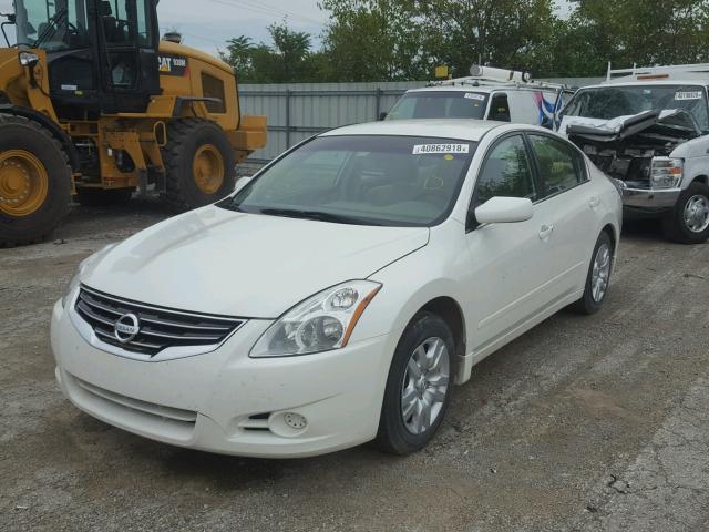 1N4AL2AP7CN576653 - 2012 NISSAN ALTIMA BAS WHITE photo 2