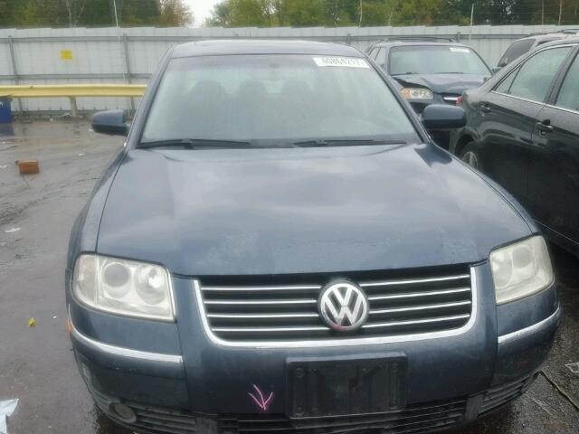 WVWRH63B72P292806 - 2002 VOLKSWAGEN PASSAT BLUE photo 9