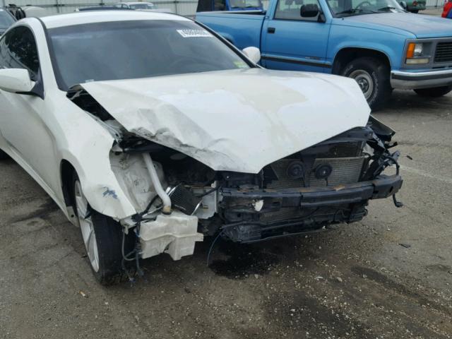 KMHHU6KH5AU013944 - 2010 HYUNDAI GENESIS CO CREAM photo 9