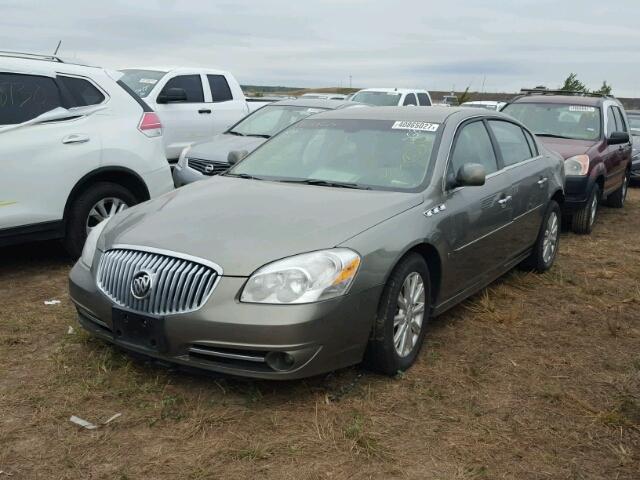 1G4HC5E12AU102866 - 2010 BUICK LUCERNE CX BEIGE photo 2