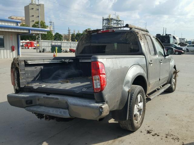 1N6AD07U66C405396 - 2006 NISSAN FRONTIER C GRAY photo 4