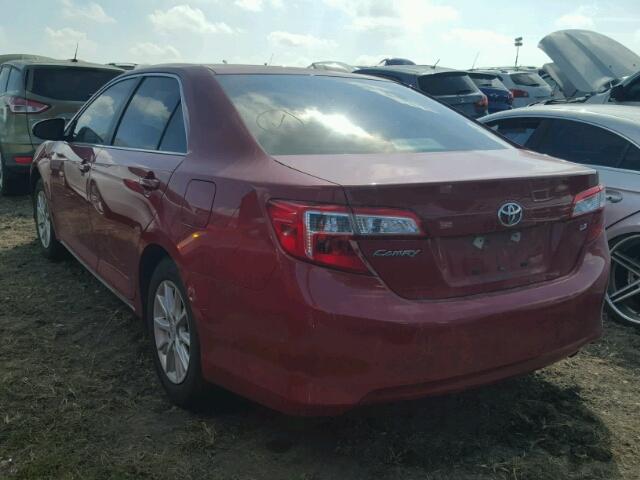 4T4BF1FK5CR262634 - 2012 TOYOTA CAMRY RED photo 3