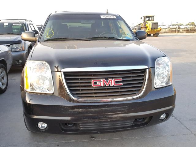 1GKS1CE05DR214794 - 2013 GMC YUKON SLT BLACK photo 9