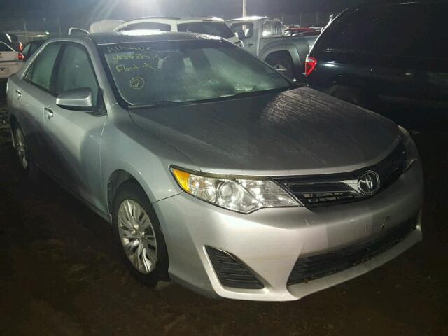 4T1BF1FK8CU077844 - 2012 TOYOTA CAMRY SILVER photo 1