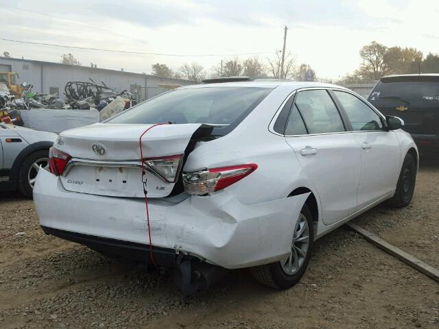 4T1BF1FK4FU033781 - 2015 TOYOTA CAMRY LE WHITE photo 4