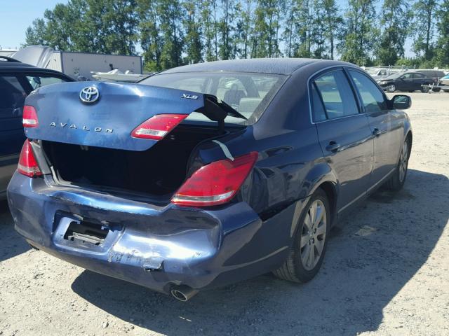 4T1BK36BX6U099419 - 2006 TOYOTA AVALON XL BLUE photo 4