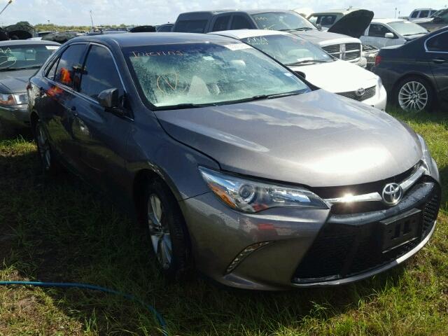 4T1BF1FK7GU201883 - 2016 TOYOTA CAMRY GRAY photo 1