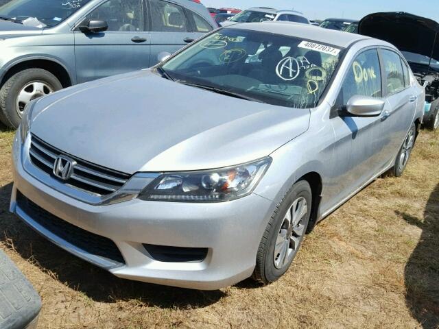1HGCR2F35DA018320 - 2013 HONDA ACCORD SILVER photo 2