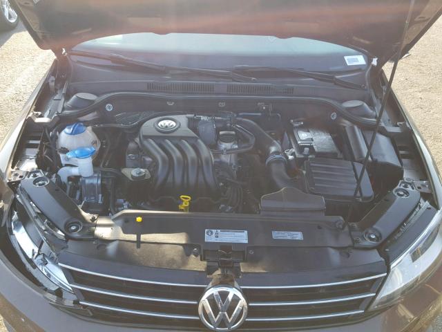 3VW1K7AJ0FM211152 - 2015 VOLKSWAGEN JETTA BASE 棕色 照片 7