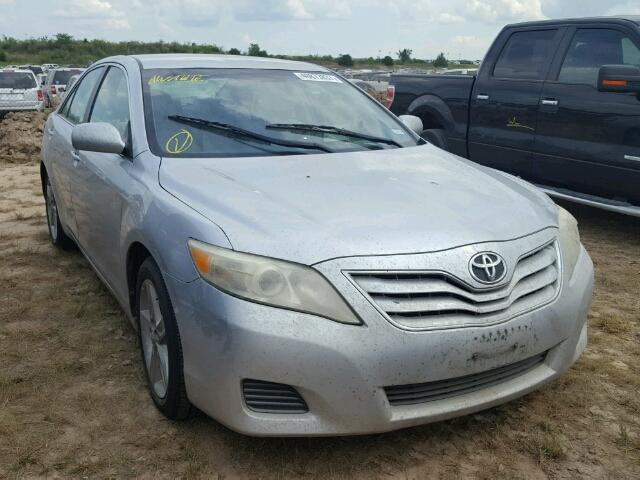 4T1BF3EK2BU610749 - 2011 TOYOTA CAMRY BASE SILVER photo 1