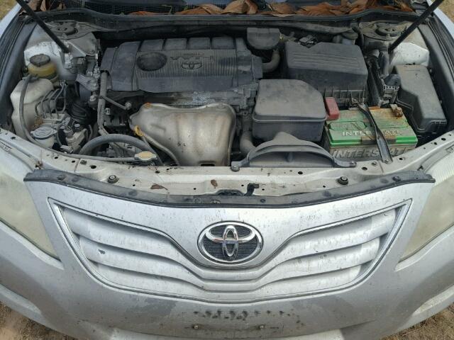 4T1BF3EK2BU610749 - 2011 TOYOTA CAMRY BASE SILVER photo 7