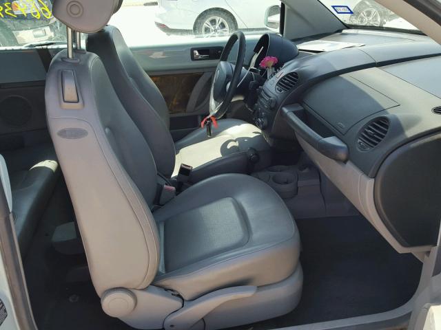 3VWBM31Y14M343029 - 2004 VOLKSWAGEN NEW BEETLE ლურჯი ფოტო 5