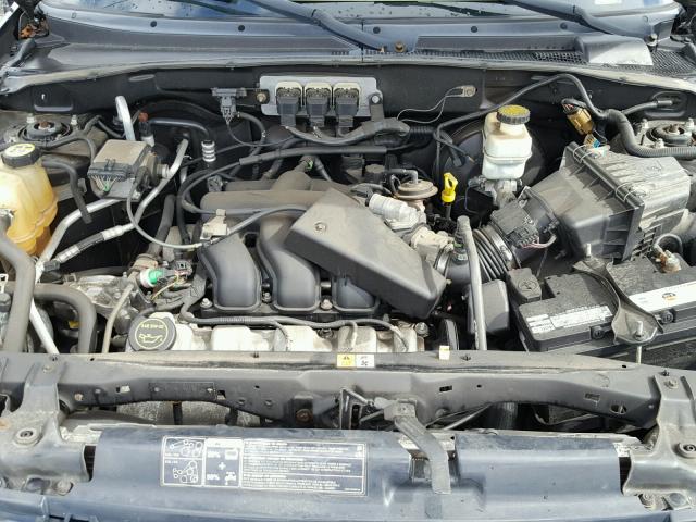 1FMCU94185KA84780 - 2005 FORD ESCAPE LIM BLACK photo 7