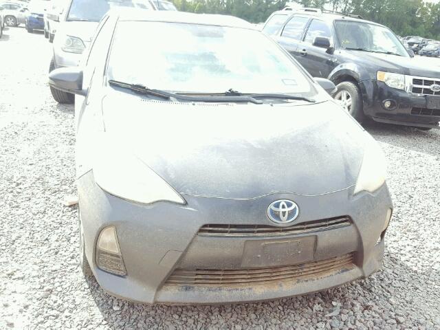 JTDKDTB31E1557796 - 2014 TOYOTA PRIUS C CHARCOAL photo 9