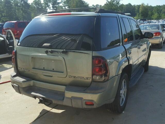 1GNDS13S442201318 - 2004 CHEVROLET TRAILBLAZE GREEN photo 4