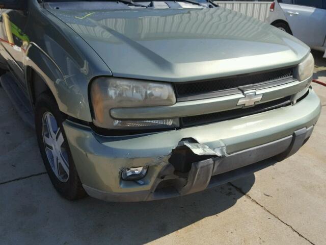 1GNDS13S442201318 - 2004 CHEVROLET TRAILBLAZE GREEN photo 9