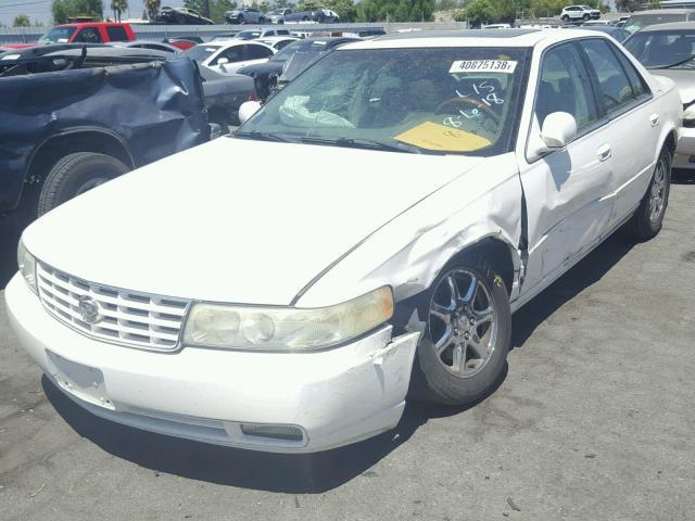 1G6KS54Y34U155014 - 2004 CADILLAC SEVILLE SL WHITE photo 2