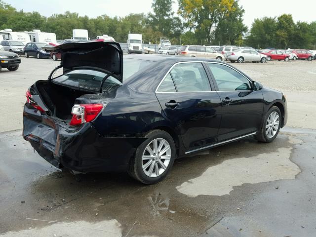 4T4BF1FKXDR274666 - 2013 TOYOTA CAMRY L BLACK photo 4